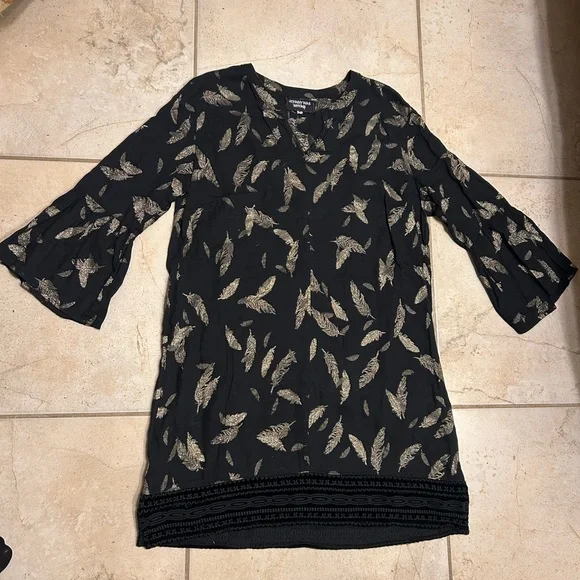 Johnny Was Black Dress with Gold Feather Pattern - Picture 5 of 6